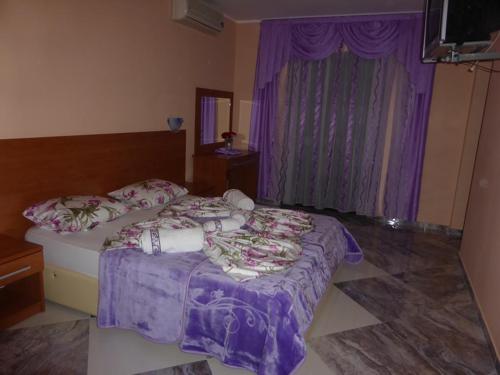 Apartments Mara Budva Bilik gambar