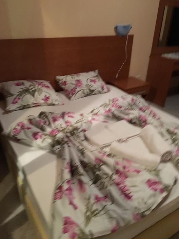 Apartments Mara Budva Luaran gambar