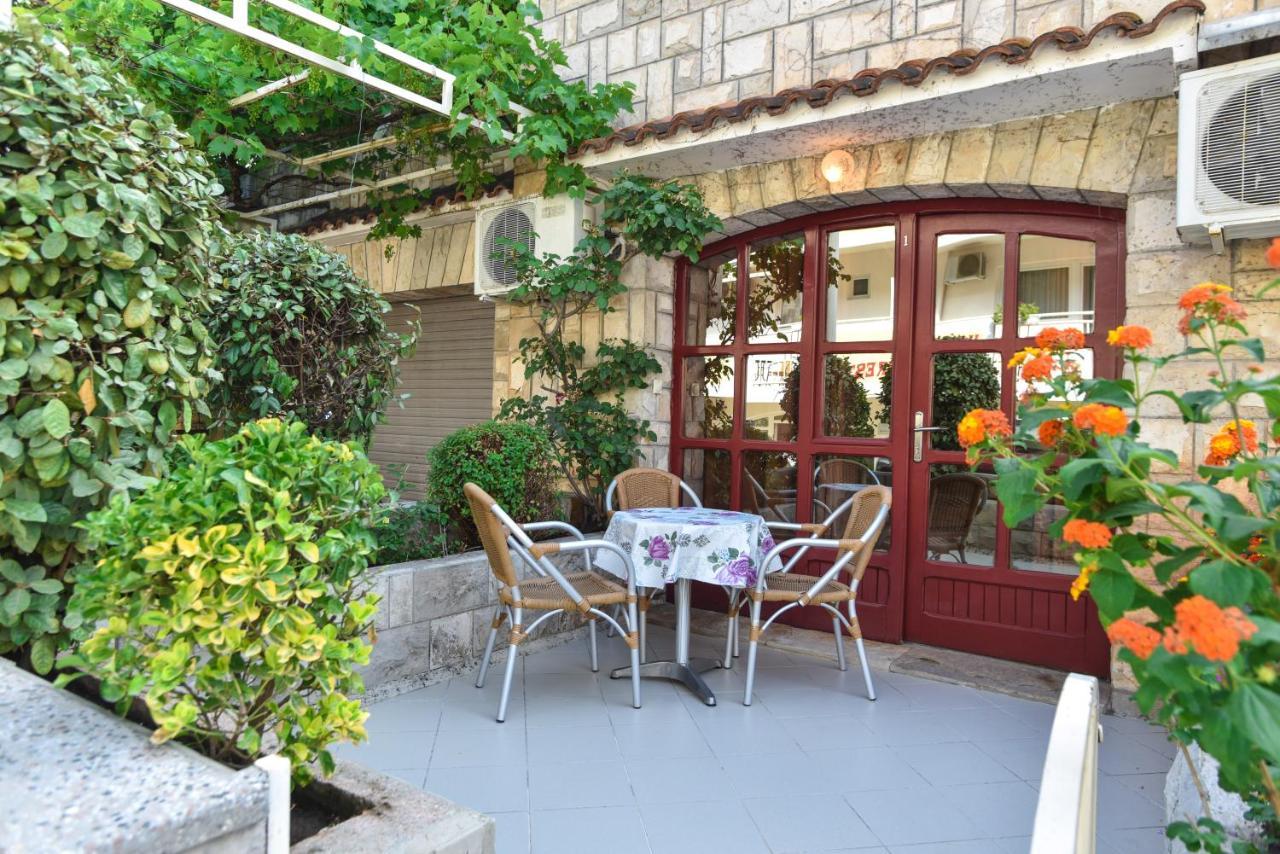 Apartments Mara Budva Luaran gambar