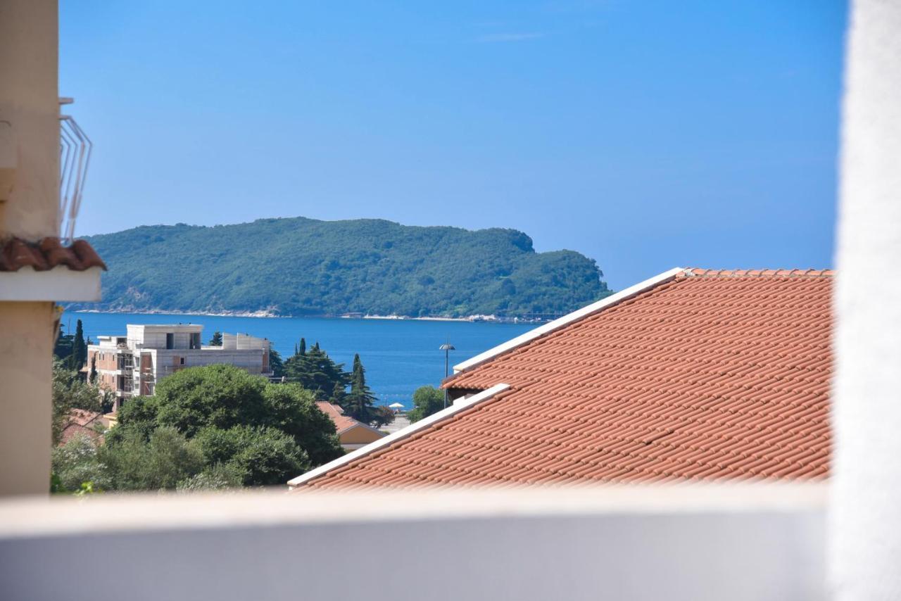 Apartments Mara Budva Luaran gambar