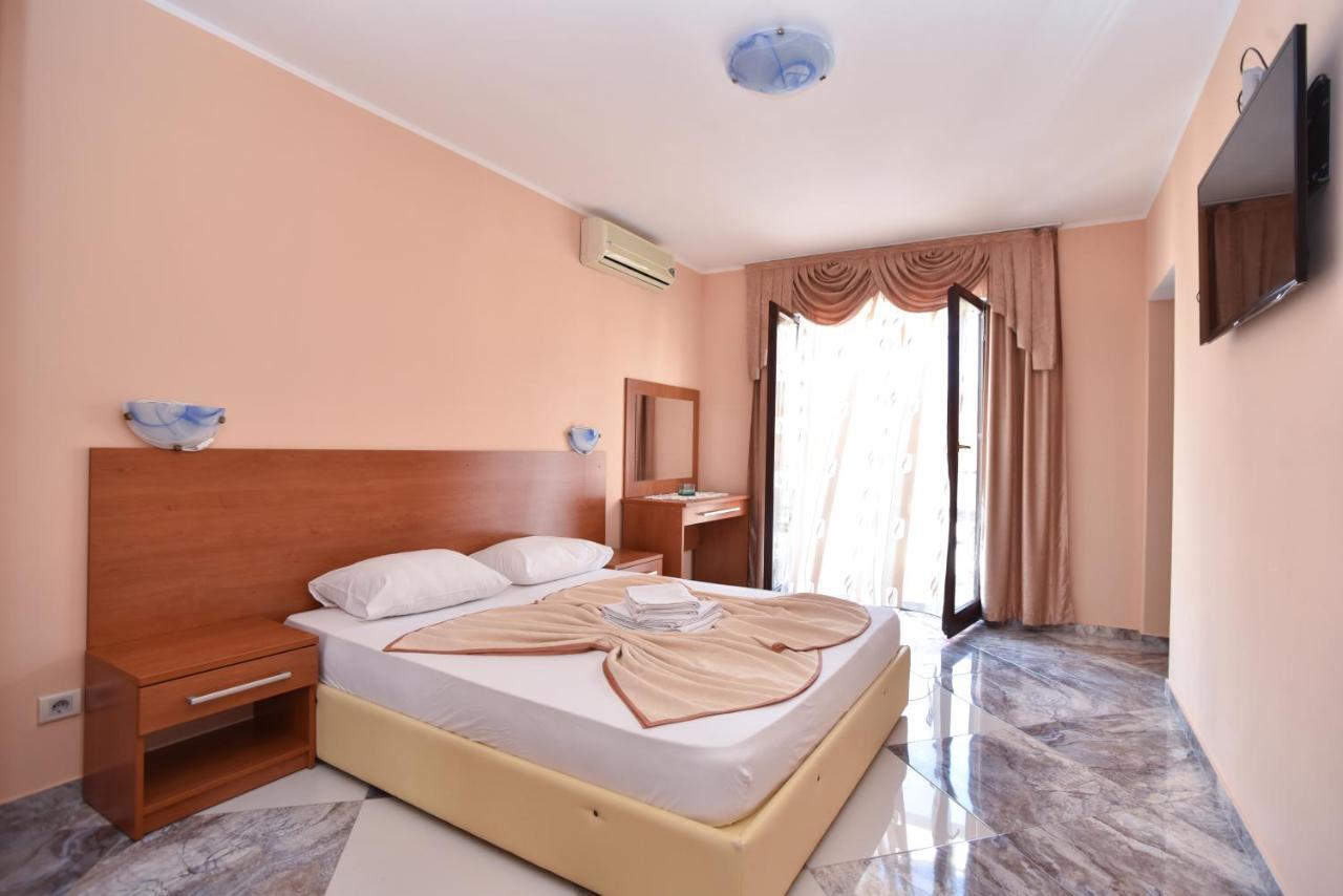Apartments Mara Budva Luaran gambar