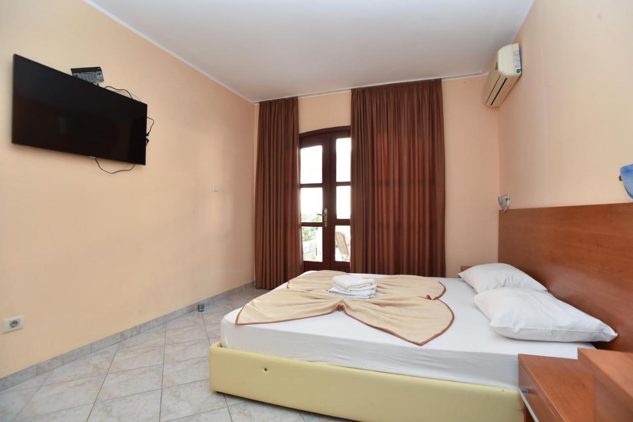 Apartments Mara Budva Luaran gambar