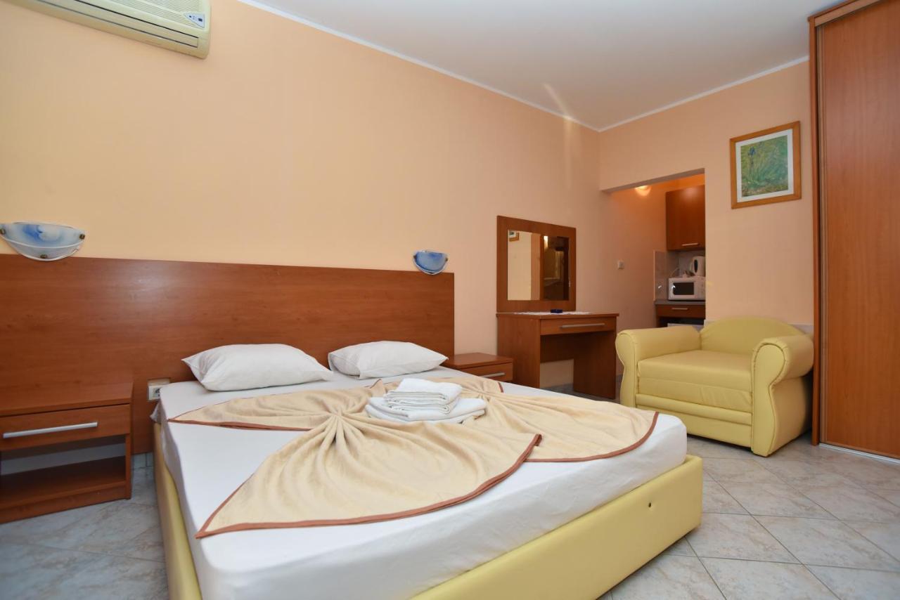 Apartments Mara Budva Luaran gambar